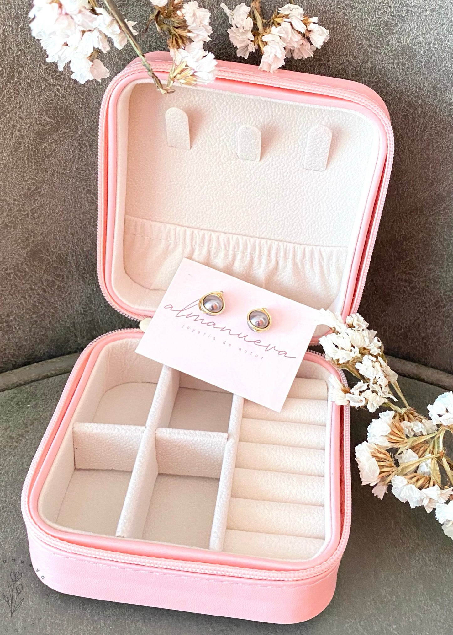 Broqueles perla natural