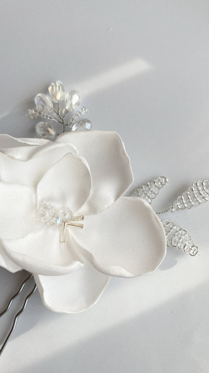 Simple Hair pin floral