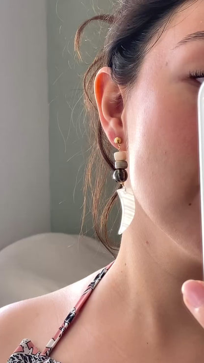 Aretes colmillo ónix